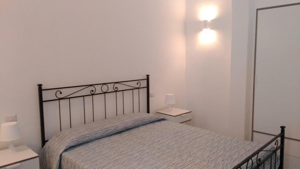 Casa Vacanze Scicli Centro Екстериор снимка